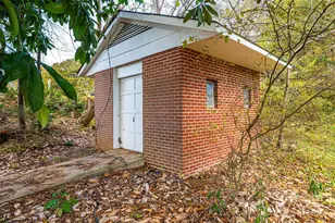 908 13th St NW, Conover, NC 28613 - Photo 5