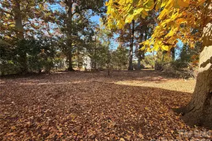 2854 Burbank Dr, Charlotte, NC 28216 - Photo 17