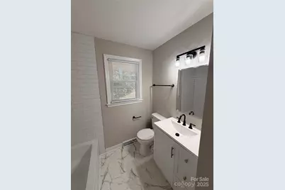 2854 Burbank Drive, Charlotte, NC 28216 - Photo 13