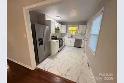 2854 Burbank Drive, Charlotte, NC 28216 - Photo 3