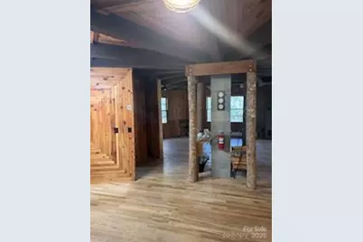 667 Pinewood Knoll Drive, Hendersonville, NC 28739 - Photo 13