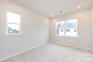 8434 Discovery Ln, Charlotte, NC 28216 - Photo 23