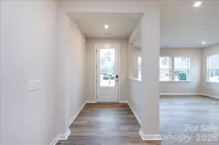 8434 Discovery Ln, Charlotte, NC 28216 - Photo 3