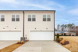 8434 Discovery Ln, Charlotte, NC 28216 - Photo 29