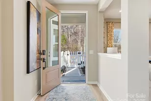 8434 Discovery Ln, Charlotte, NC 28216 - Photo 3