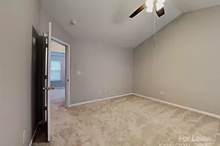 5549 Peachwood Dr, Charlotte, NC 28216 - Photo 11