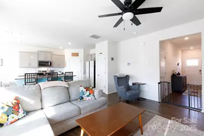 292 Court House Avenue, York, SC 29745 - Photo 3