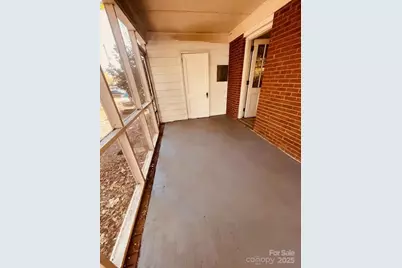 1421 Tyvola Road, Charlotte, NC 28210 - Photo 19