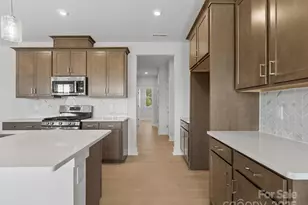 323 Ardmore Dr, Belmont, NC 28012 - Photo 9