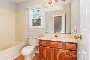 410 Hidden Woods Ln, Hendersonville, NC 28791 - Photo 17