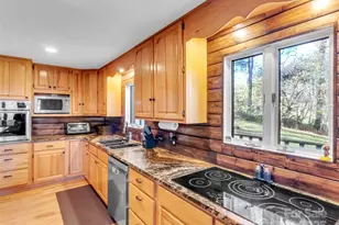 390 Echo Dr, Waynesville, NC 28786 - Photo 9