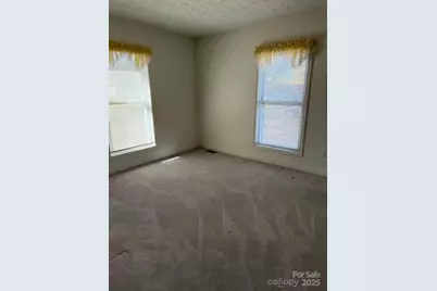 991 36th Avenue Court NE, Hickory, NC 28601 - Photo 11