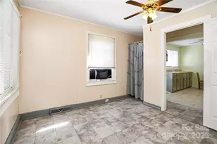 116 E Boston Ave, Bessemer City, NC 28016 - Photo 13