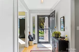 181 Surry Ln, Hendersonville, NC 28791 - Photo 7