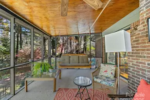 181 Surry Ln, Hendersonville, NC 28791 - Photo 5