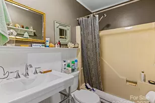 181 Surry Ln, Hendersonville, NC 28791 - Photo 29