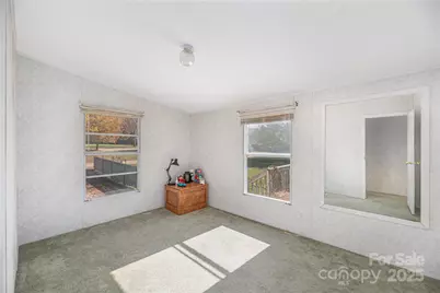 31 Little Hungry Road, Hendersonville, NC 28792 - Photo 17