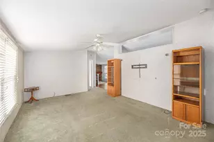 31 Little Hungry Rd, Hendersonville, NC 28792 - Photo 7