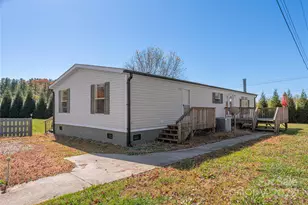 31 Little Hungry Rd, Hendersonville, NC 28792 - Photo 3