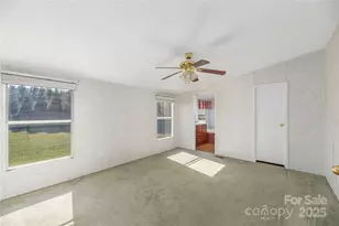 31 Little Hungry Rd, Hendersonville, NC 28792 - Photo 15