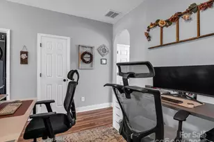 6103 Dane Dr, Dallas, NC 28034 - Photo 7