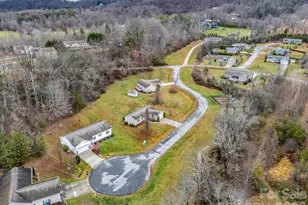 15 Little Pole Creek Dr, Candler, NC 28715 - Photo 11