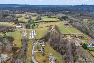 15 Little Pole Creek Dr, Candler, NC 28715 - Photo 5