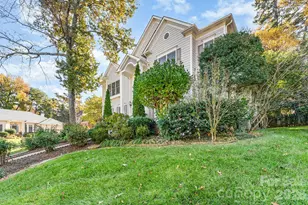 5105 Downing Creek Dr, Charlotte, NC 28269 - Photo 9