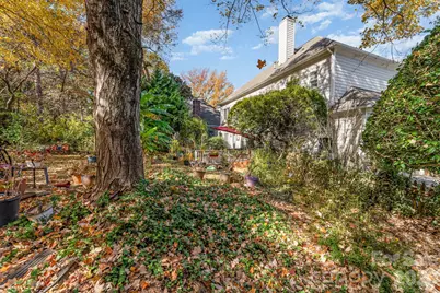 5105 Downing Creek Drive, Charlotte, NC 28269 - Photo 25