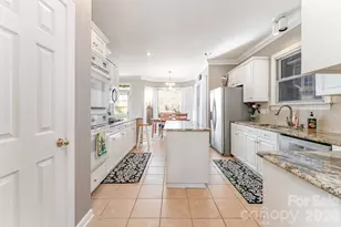 5105 Downing Creek Dr, Charlotte, NC 28269 - Photo 13