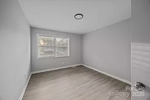 812 N Main St, Lowell, NC 28098 - Photo 21