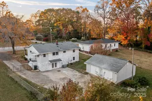 812 N Main St, Lowell, NC 28098 - Photo 7