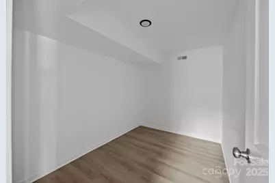 812 N Main Street, Lowell, NC 28098 - Photo 29