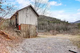 14 Old Mater Farm Rd, Sylva, NC 28779 - Photo 23