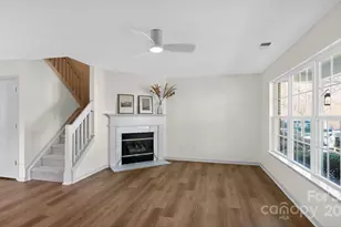 5921 Cougar Ln, Charlotte, NC 28269 - Photo 5