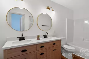 5921 Cougar Ln, Charlotte, NC 28269 - Photo 27