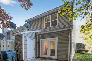 5921 Cougar Ln, Charlotte, NC 28269 - Photo 31