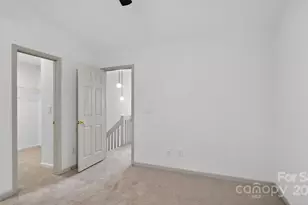 5921 Cougar Ln, Charlotte, NC 28269 - Photo 19