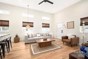 20 & 22 Garden Rd, Asheville, NC 28804 - Photo 9