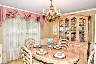 10802 Chestnut Hill Dr, Matthews, NC 28105 - Photo 11