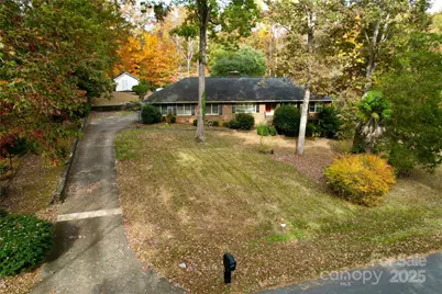 10802 Chestnut Hill Drive, Matthews, NC 28105 - Photo 3