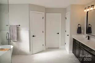 4624 Pebble Run Dr, Matthews, NC 28105 - Photo 17