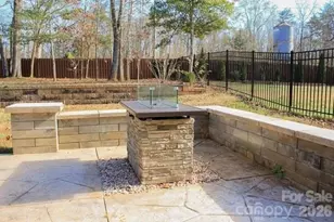 4624 Pebble Run Dr, Matthews, NC 28105 - Photo 43