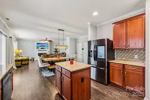 8826 Gray Willow Rd, Charlotte, NC 28227 - Photo 13