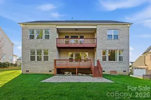 374 Hampton Trail Dr, Fort Mill, SC 29708 - Photo 5