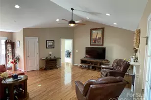 4040 Hereford Ln, Dallas, NC 28034 - Photo 13