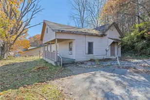 8063 Carolina Blvd, Clyde, NC 28721 - Photo 3