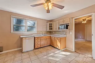8063 Carolina Blvd, Clyde, NC 28721 - Photo 13