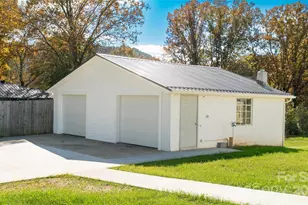 5894 Fisher Davis Rd, Morganton, NC 28655 - Photo 3