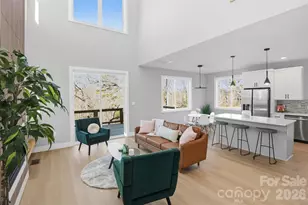 62 Upper Moffitt Rd, Asheville, NC 28805 - Photo 3